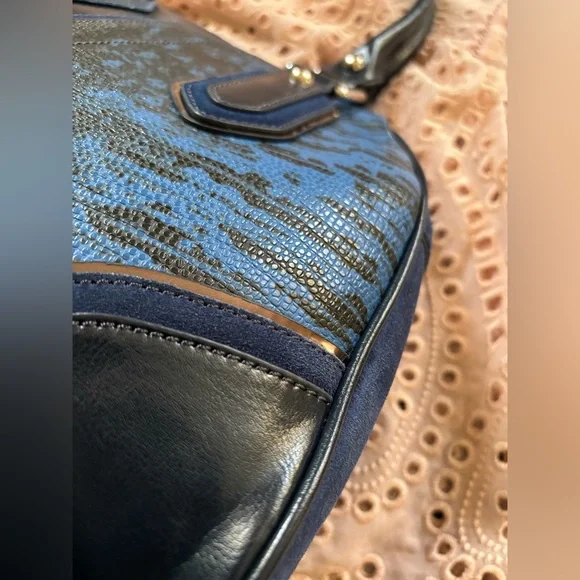 ORIGINAL BY SHARIF Sharif Couture BLUE SUEDE AND CROCODILE PRINT handbag - Picture 3 of 8